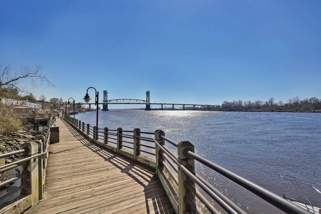 Middle Sound Hideaway~Beaches, Shopping, Families Vila Município de Município de Wilmington Exterior foto