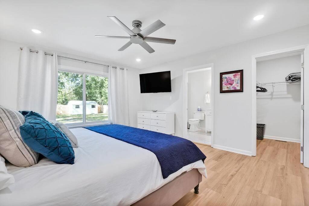 Middle Sound Hideaway~Beaches, Shopping, Families Vila Município de Município de Wilmington Exterior foto